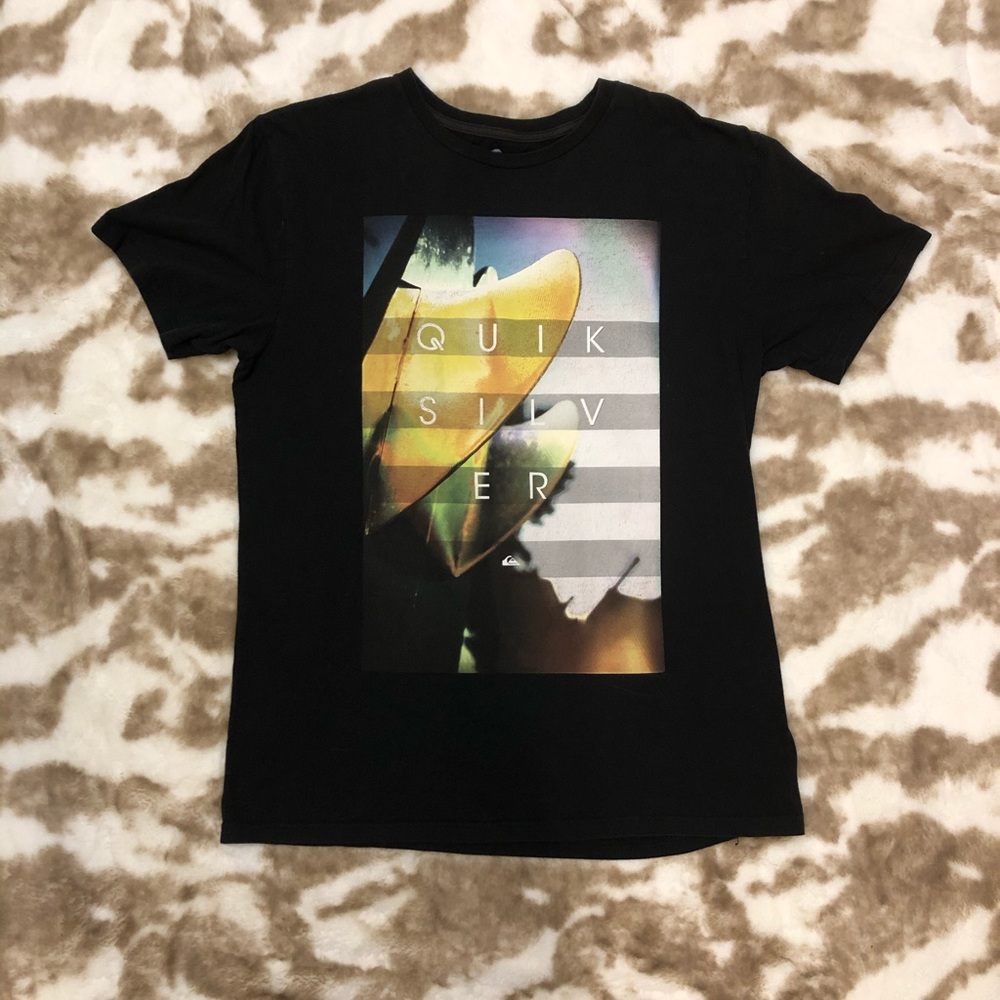 Sz L Quicksilver T Shirt